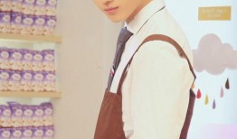 李宏毅娱乐吃瓜,揭秘明星幕后趣事